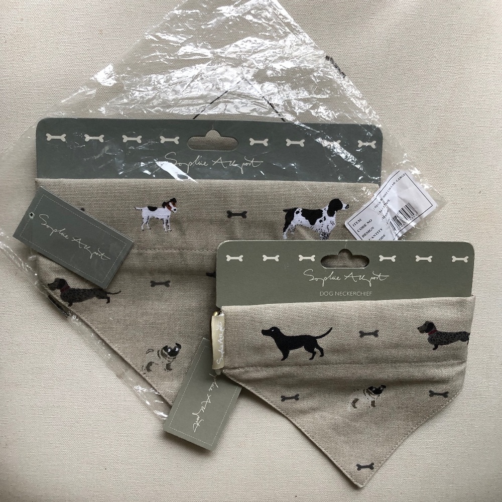 New Dog Large &‎ Small Neckerchiefs